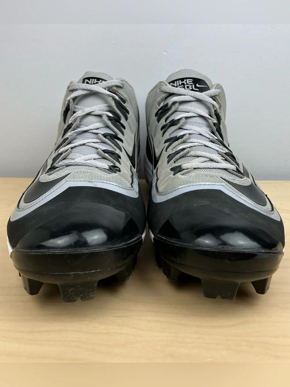 Nike Men’s Size 14.0 Huarache 2K Filth Pro Low Baseball Cleats Gray & Black